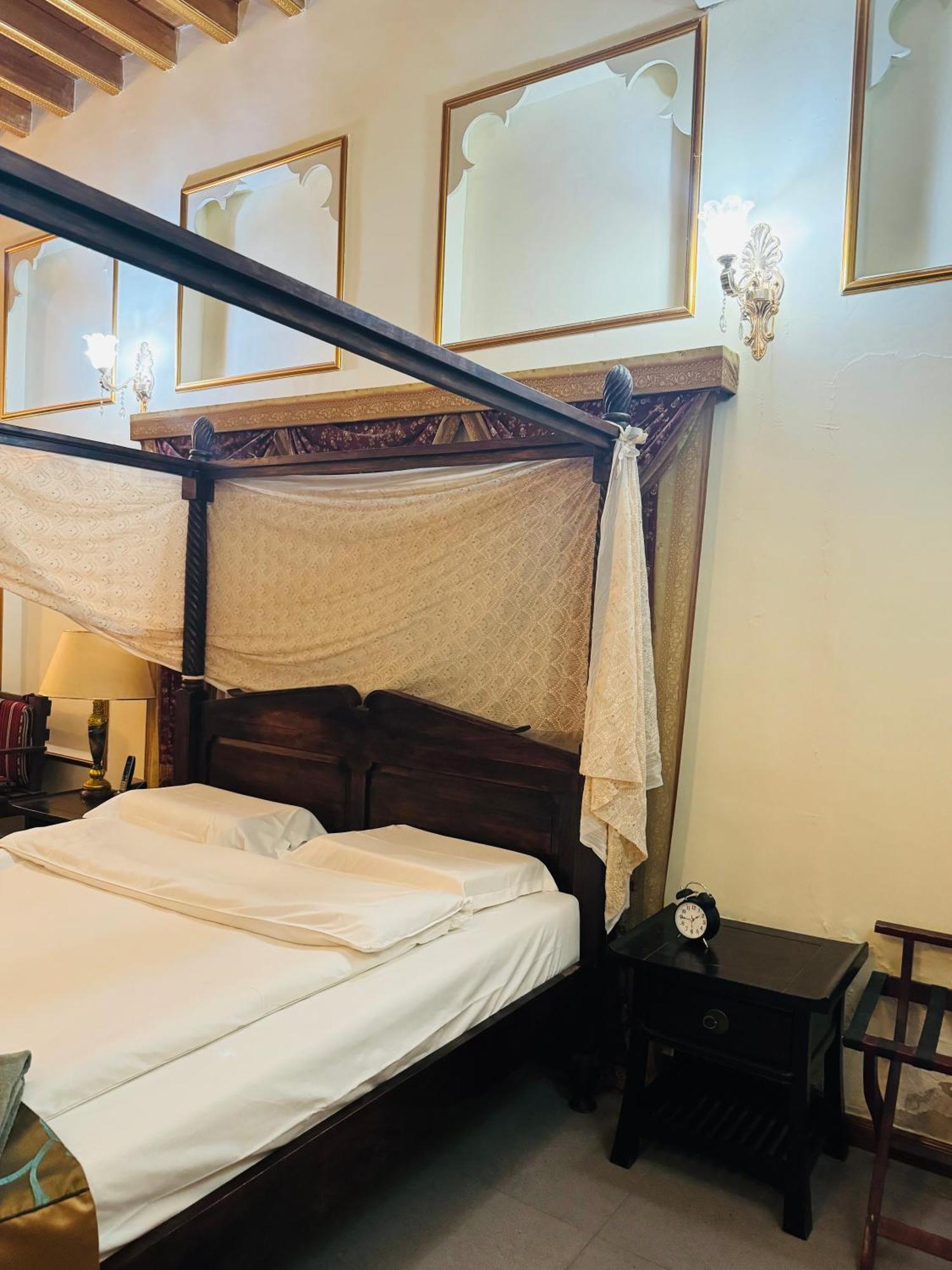 Heritage Home Guest House Дубай Экстерьер фото