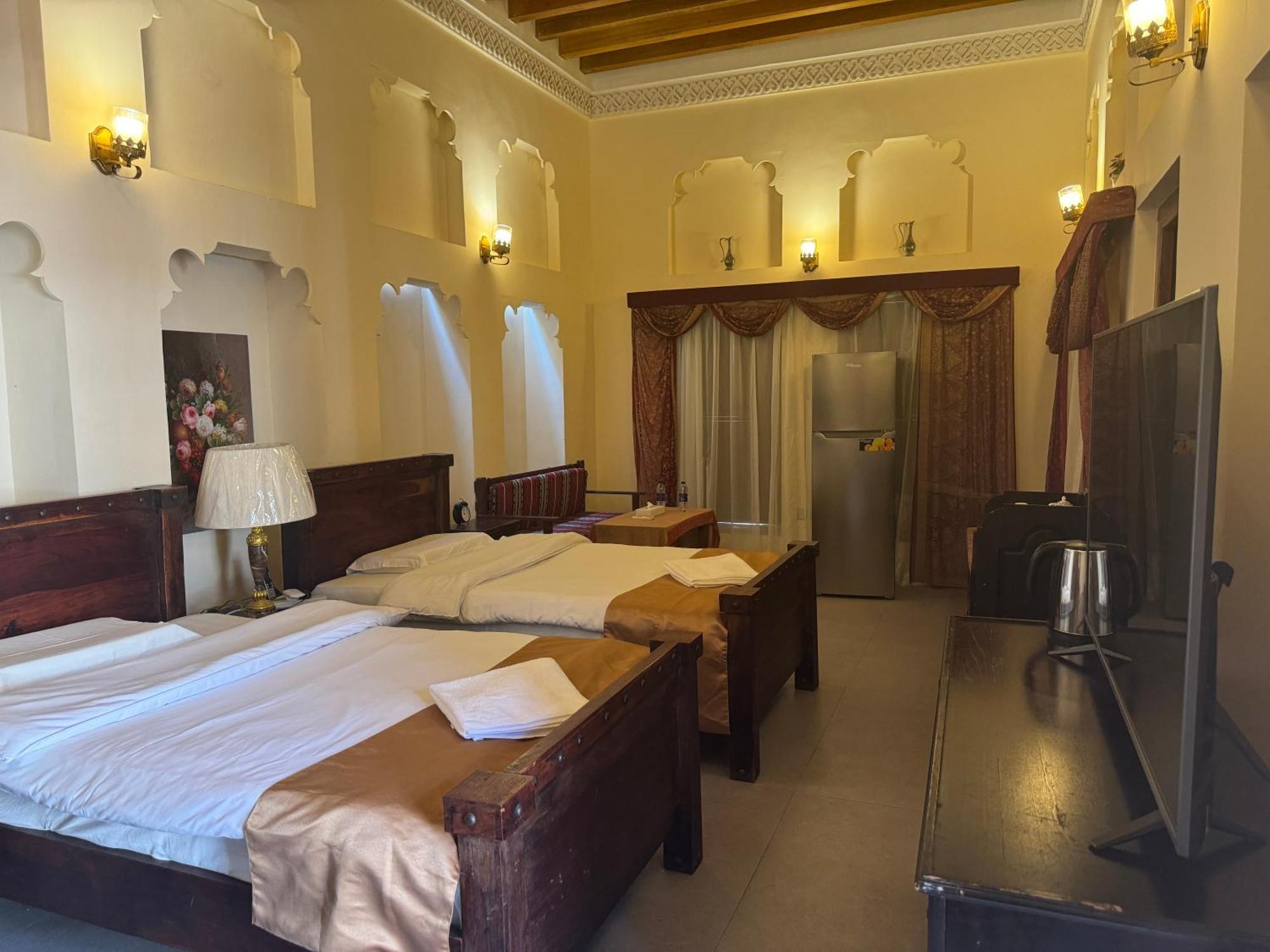 Heritage Home Guest House Дубай Экстерьер фото