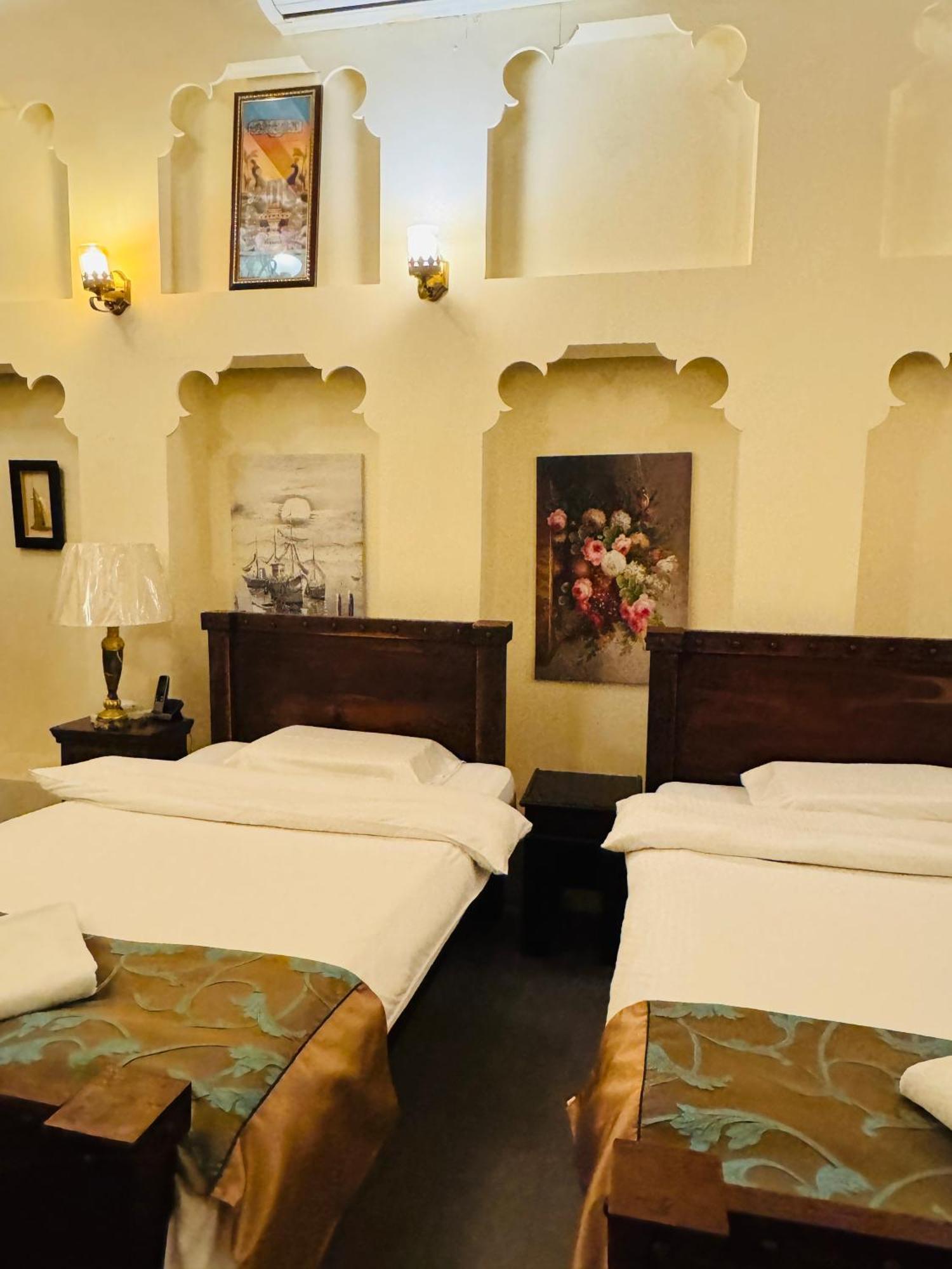 Heritage Home Guest House Дубай Экстерьер фото